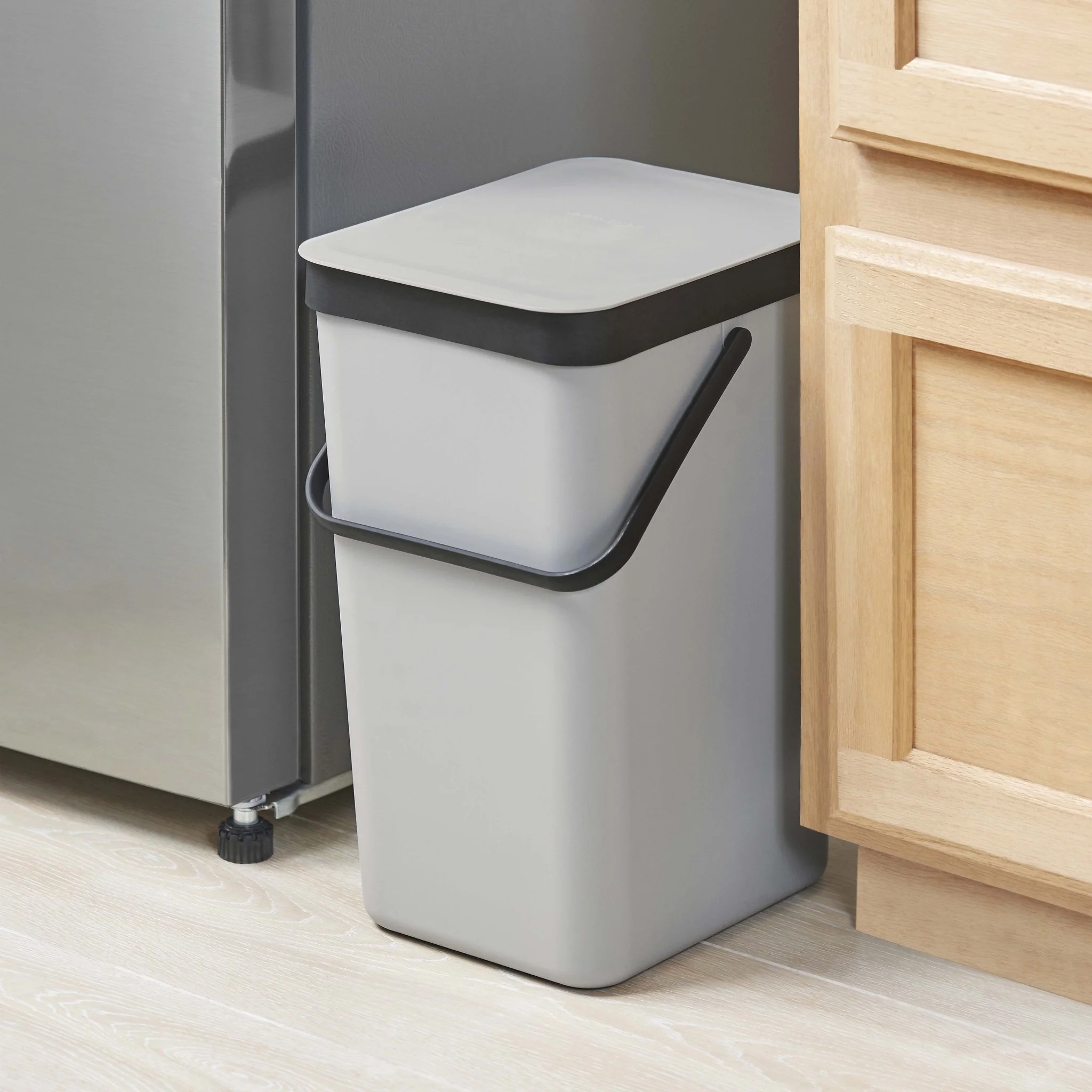 Basurero Max - Image 2